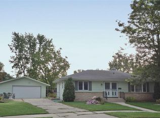 633 E 11th St, Fond Du Lac, WI 54935