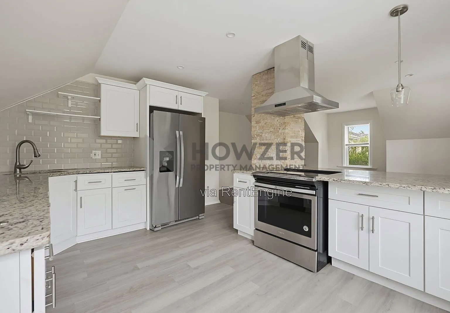 2 bed, 1.0 bath, 1000 sqft, $2,400 — Photo 1