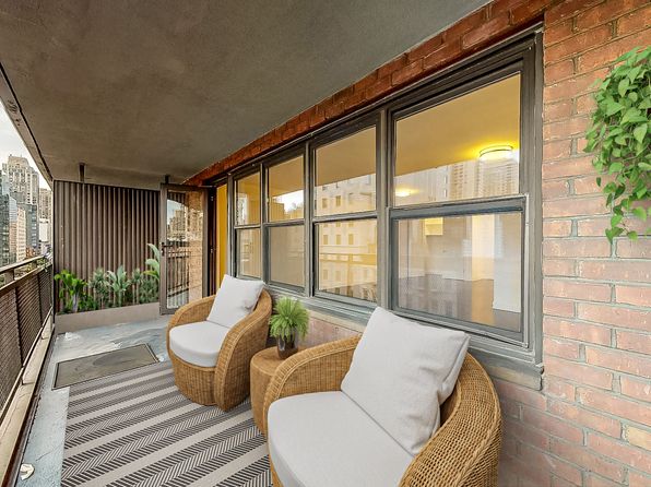 240 E 82nd St APT 9D