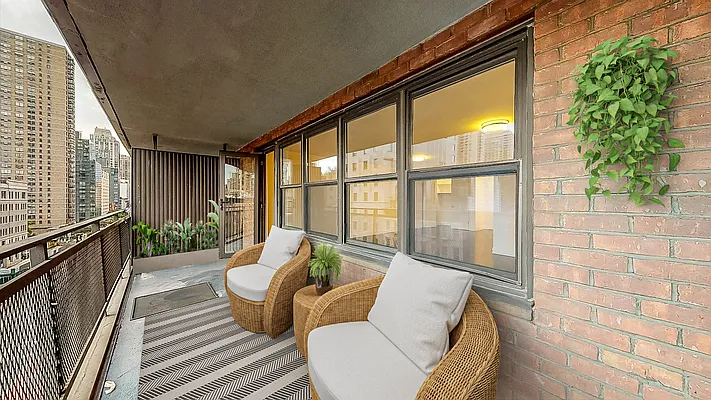 240 East 82nd Street #9D