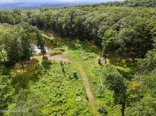 105 McGill Road, East Nassau, NY 12062