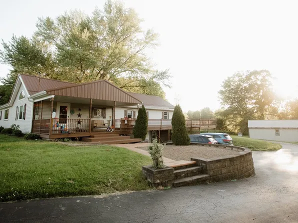 1425 Old State Rd, New Castle, PA 16101