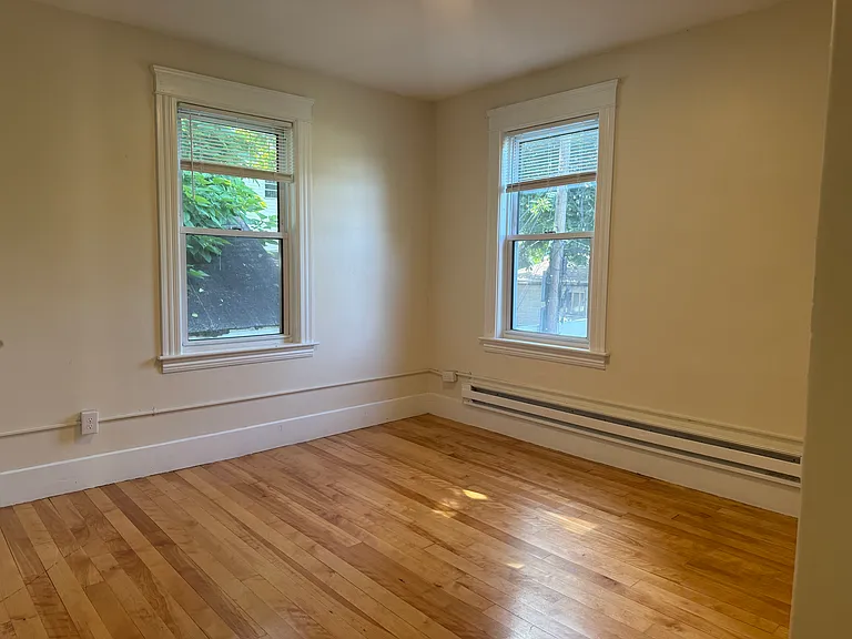 95 Courtland St #2 — Photo 13