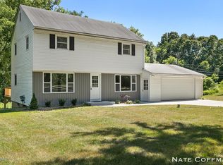 8500 10 Mile Rd NE, Rockford, MI 49341