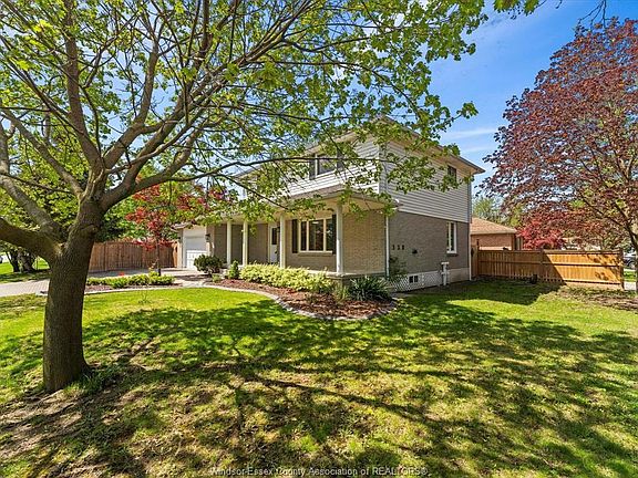 3rd image of 338 Saint Simon St