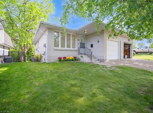 196 Millwood Cres, Kitchener, ON N2P 1N2