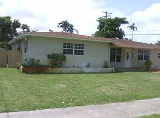 19620 NE 18th Pl, Miami, FL 33179