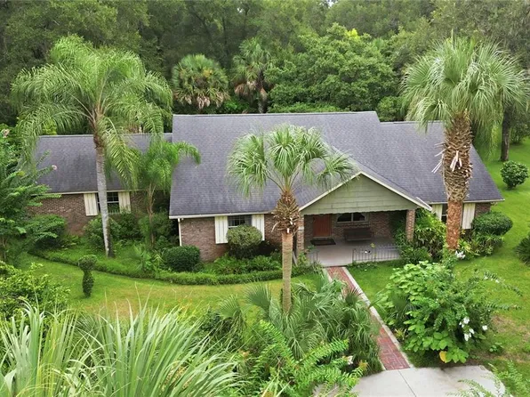 1925 LADY BUG LANE, DELAND, FL 32720