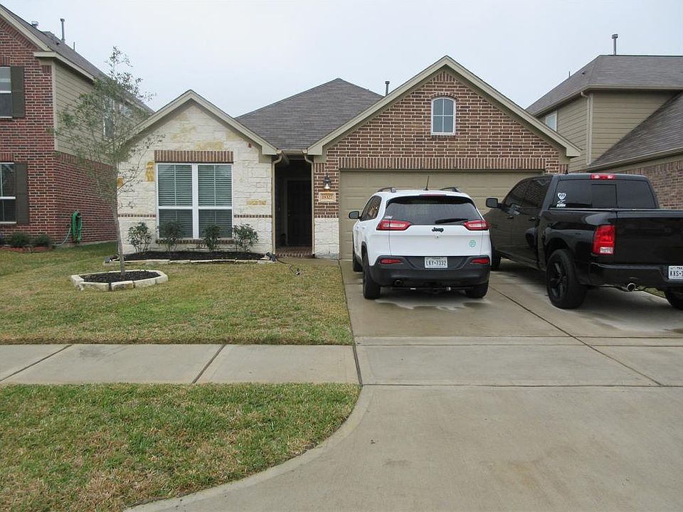 1st image of 18327 Hickory Trunnel Ln