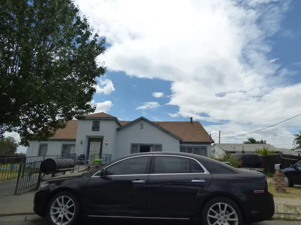 1111 Burkett Ave, Stockton, CA 95205