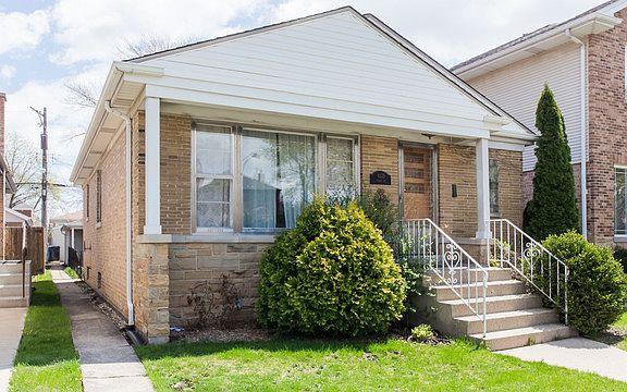 2nd image of 6133 N Keeler Ave