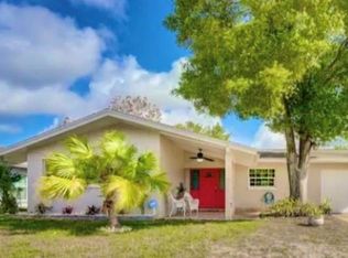 1736 Thames St, Clearwater, FL 33755