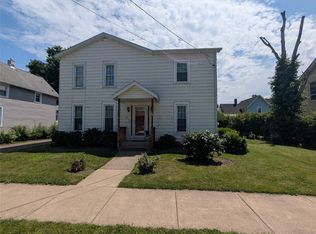 21 Poplar St, North East, PA
