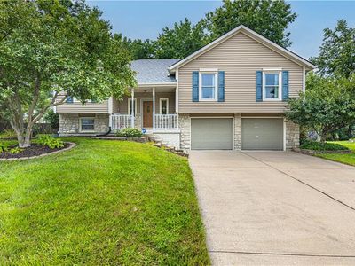 1403 SE 7th Ct, Lees Summit, MO, 64063