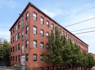 11 Vila St #303, Haverhill, MA 01832