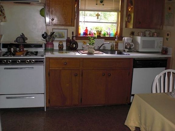 3rd image of 502 Placid Dr