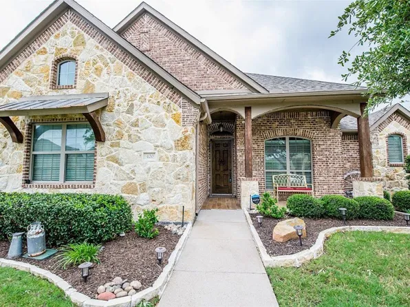420 Sagebrush Ln, Waxahachie, TX 75165