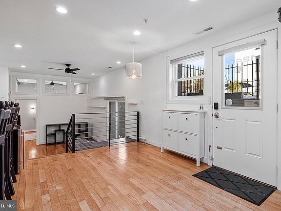 3rd image of 1240 4th St NW APT T