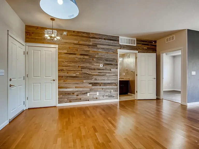 1162 Rockhurst Dr #405 — Photo 8