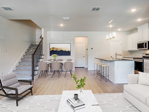 5th image of 13183 Teton St