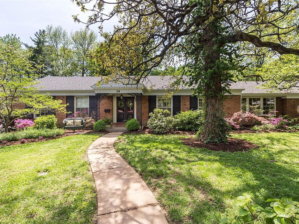 1st image of 14 Taylor Woods Dr