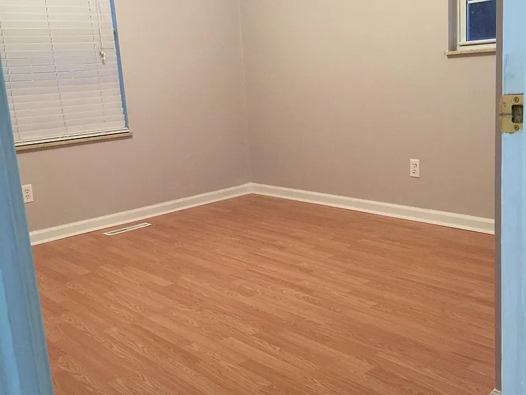 10114 Tyler Ct — Photo 15