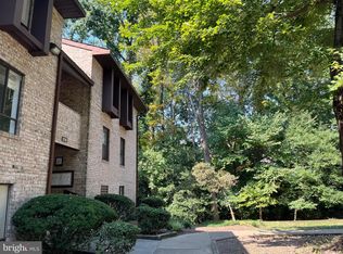 2216 Castle Rock Sq APT 11C, Reston, VA 20191