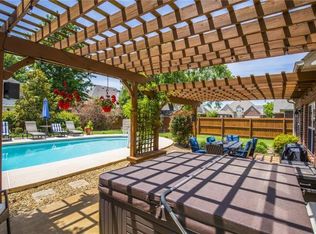 4616 W Pleasant Dr, Rogers, AR 72758