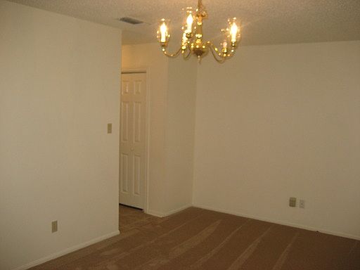4th image of 1414 Canyon Parke Dr