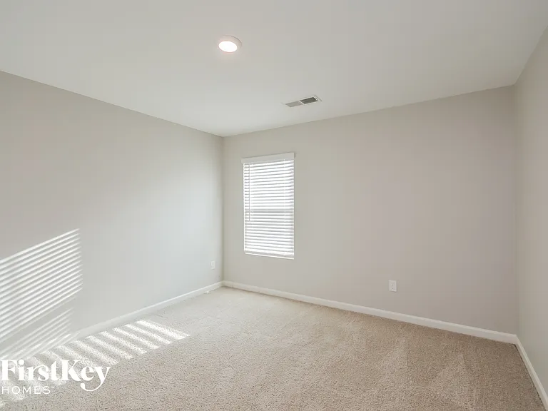 1226 Brookstone Cir — Photo 10
