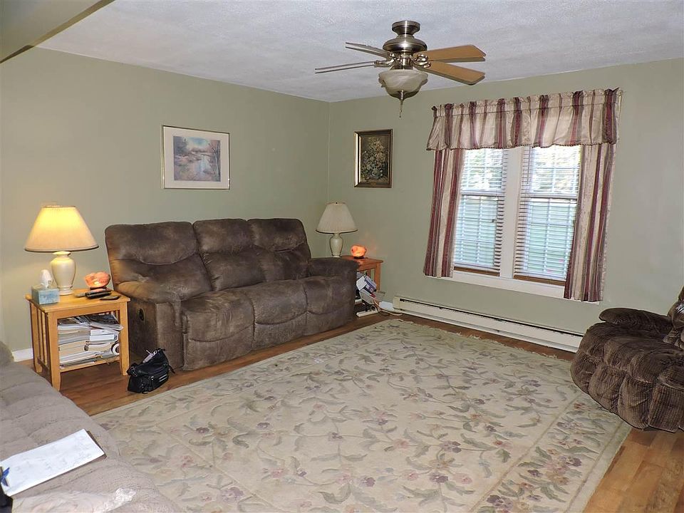 2nd image of 9043 Colvin Rd