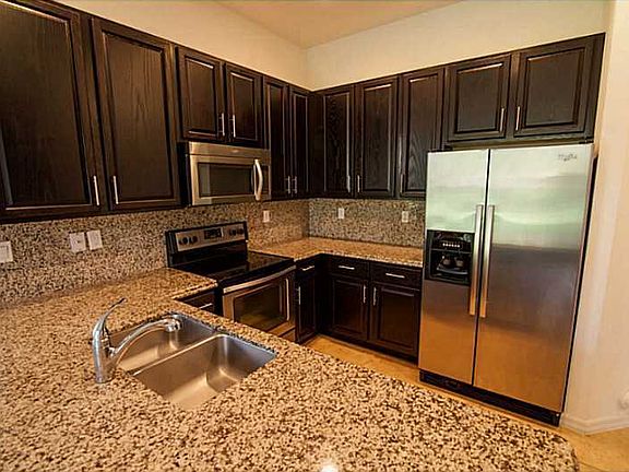 4th image of 9175 Sw 39 St