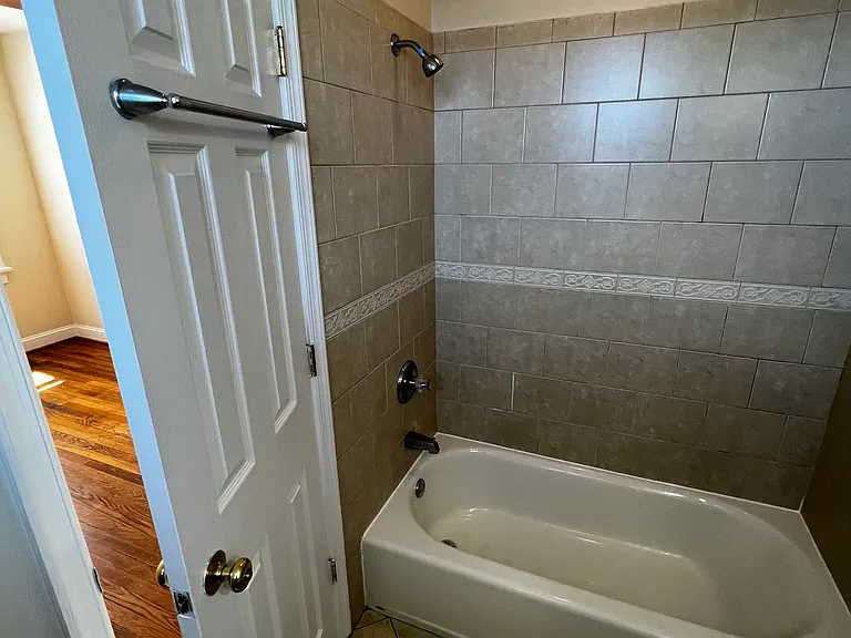 3007 Park Ave #5 — Photo 17