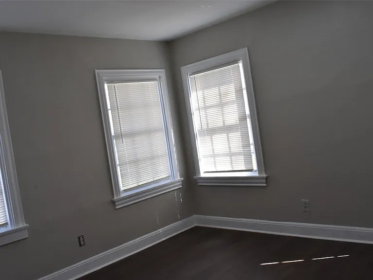 8113 Bigwood St — Photo 15