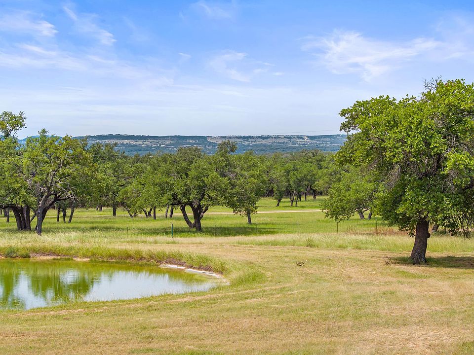 1st image of 1241-1 Sandy Oaks Ranch