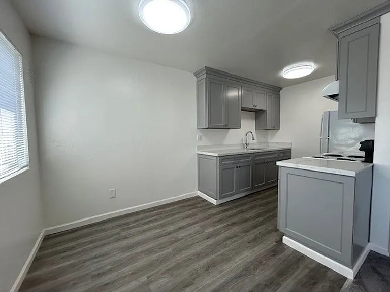 Upper- 2 Bedroom-One Bath apartment has a large living room — Photo 4