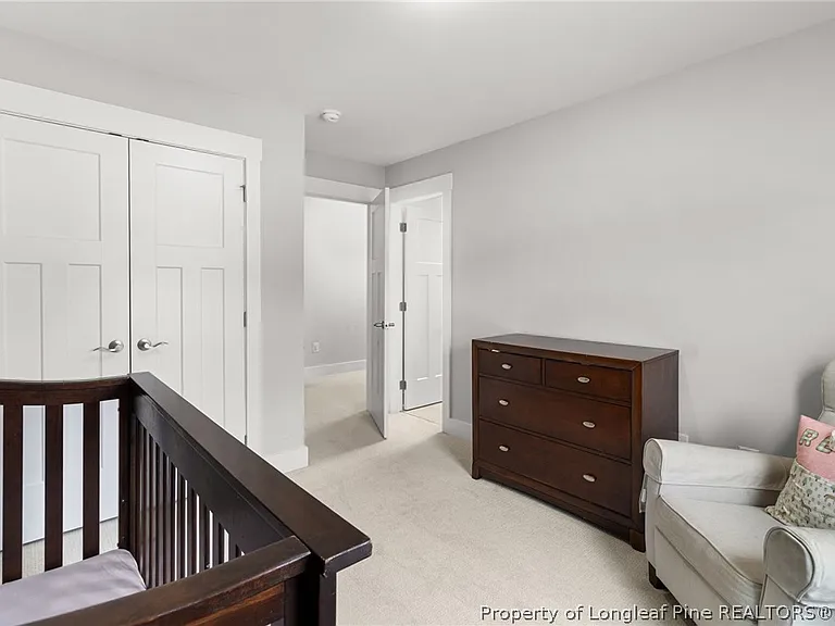 105 Woodford Ln — Photo 24