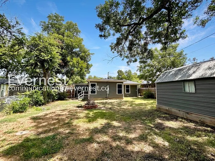 4328 Waits Ave — Photo 18