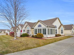 2718 Madelynn Dr, Champaign, IL 61822