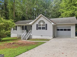 221 Oakdale Dr, Cornelia, GA 30531