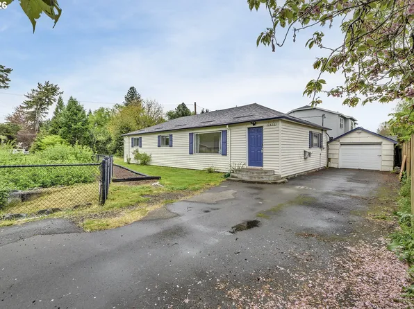 11820 SW Tiedeman Ave, Tigard, OR 97223