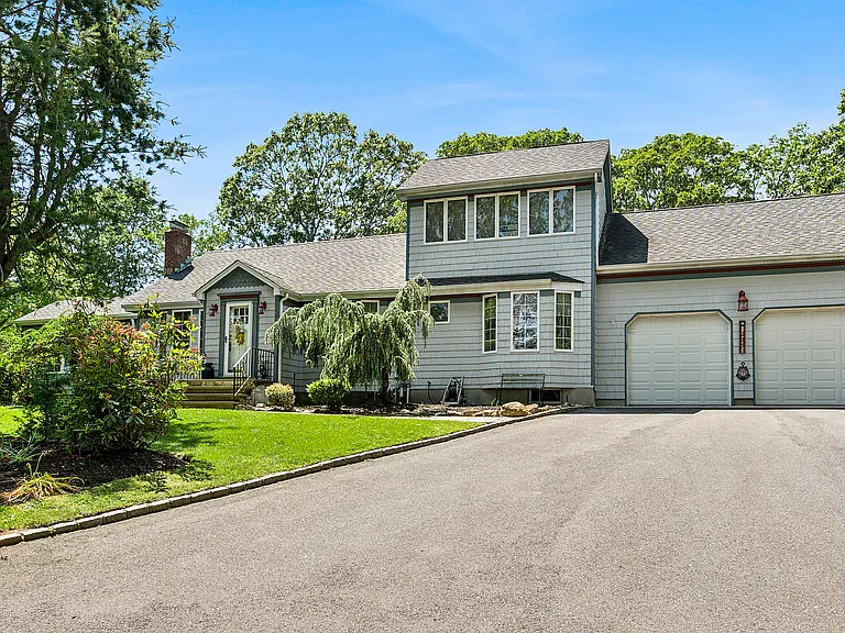 205 Pine Ave — Photo 5