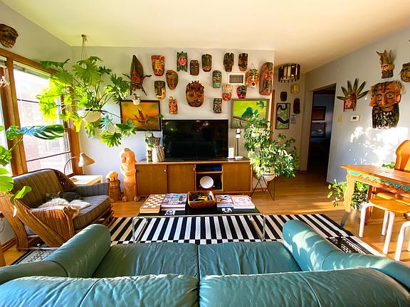 3rd image of 1521A Bonnie Brae Pl APT D