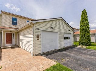 1480 Wood Dr, Farmington, NY 14425