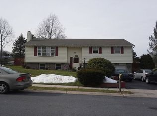 718 E 9th St, Birdsboro, PA 19508