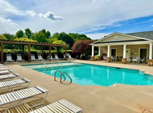 179 Shady Grove Dr, Simpsonville, SC 29681