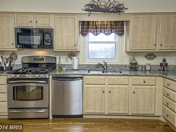 4th image of 7086 Bramble Way