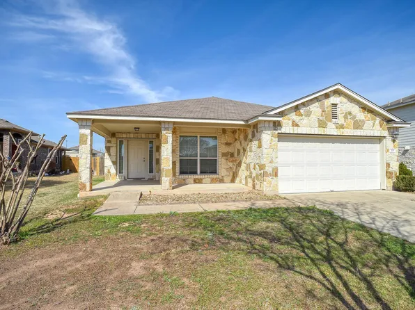 319 Wild Cat Dr, Bastrop, TX 78602