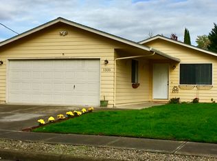 1335 Flower St, Medford, OR 97504