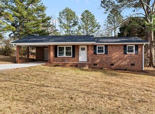 26 Green Acres Blvd, Ware Shoals, SC 29692